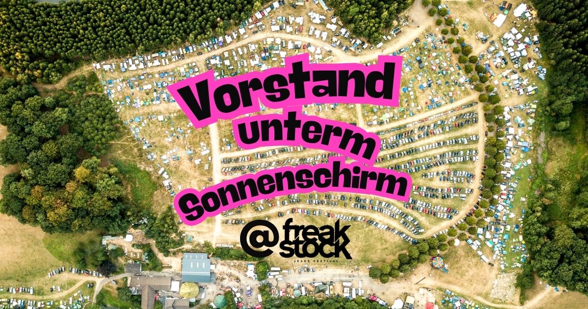 Vorstand unterm Sonnenschirm auf dem Freakstock 2026